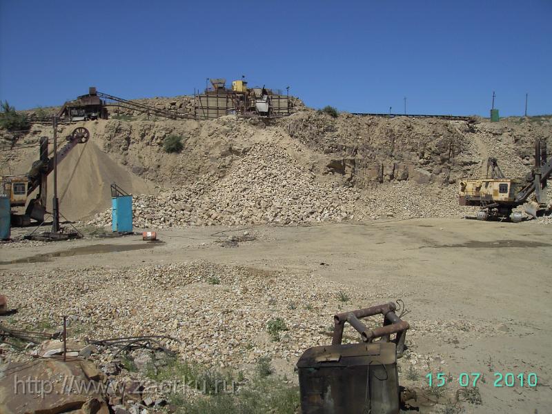 Карьер. Грохот. Два экскаватора ЭКГ-5.